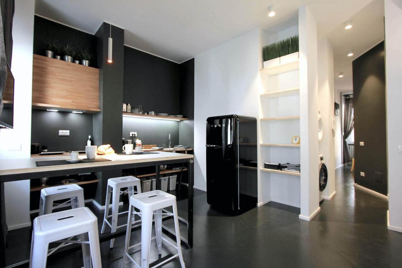Stylish & Cosy House At Fair Lägenhet Milano Exteriör bild